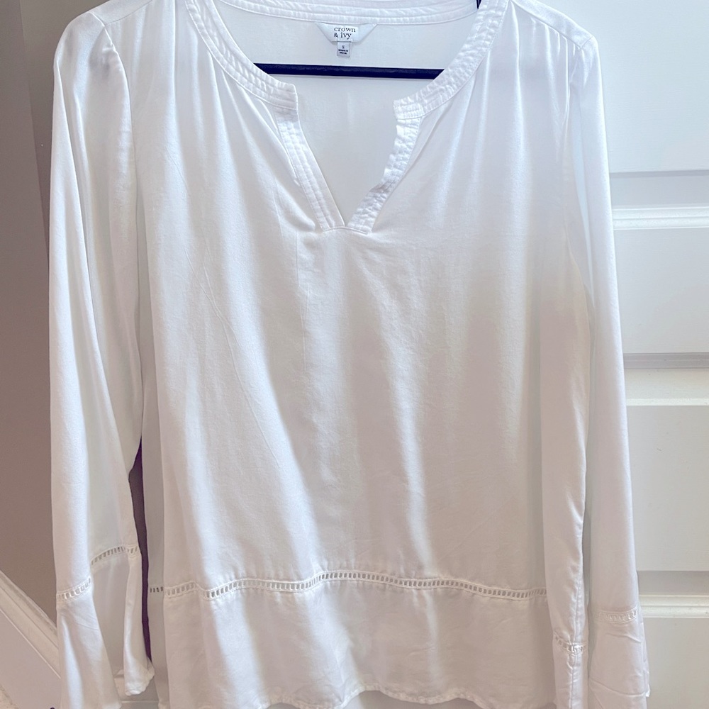 Women’s White V neck Blouse